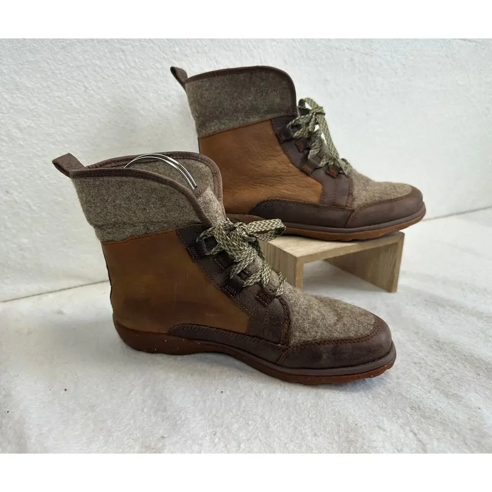 Chaco Women's Barbary Casual Boots Pinecone Size 8 Waterproof Leather Gorpcore